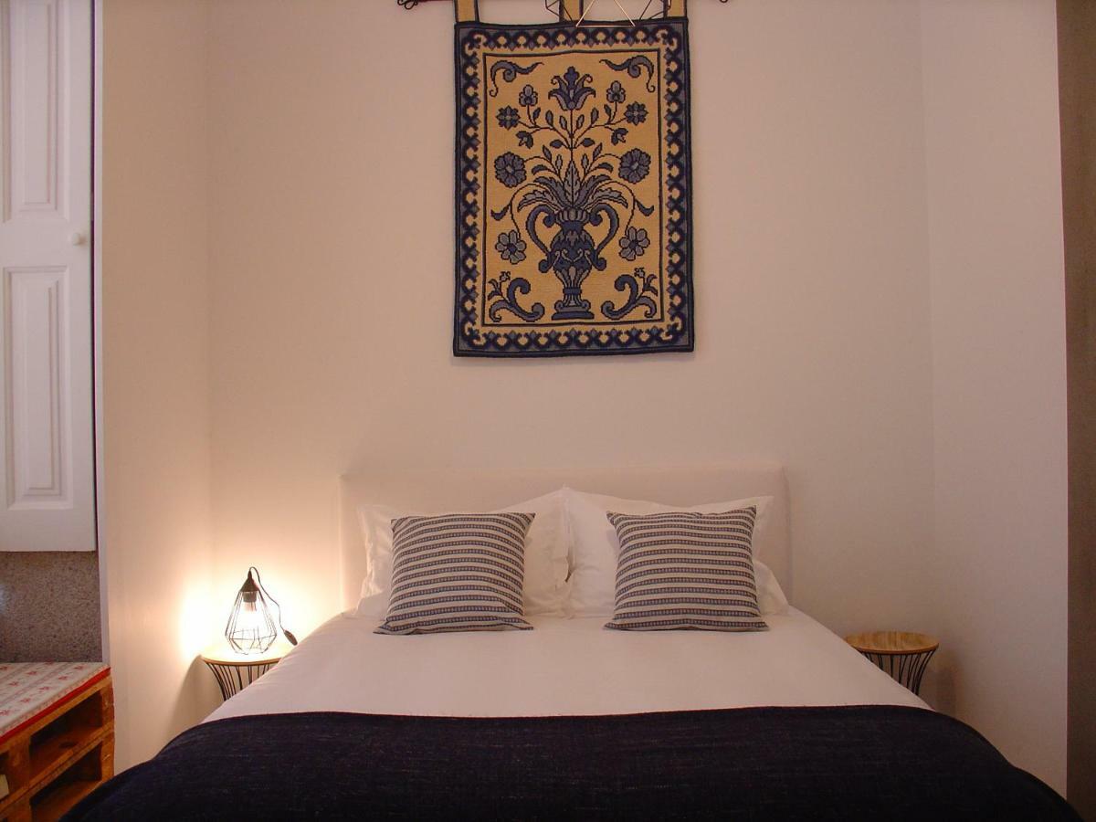Downtown Historical Apartment Порту Экстерьер фото
