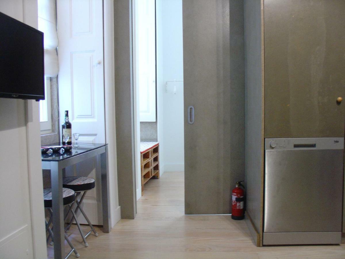 Downtown Historical Apartment Порту Экстерьер фото