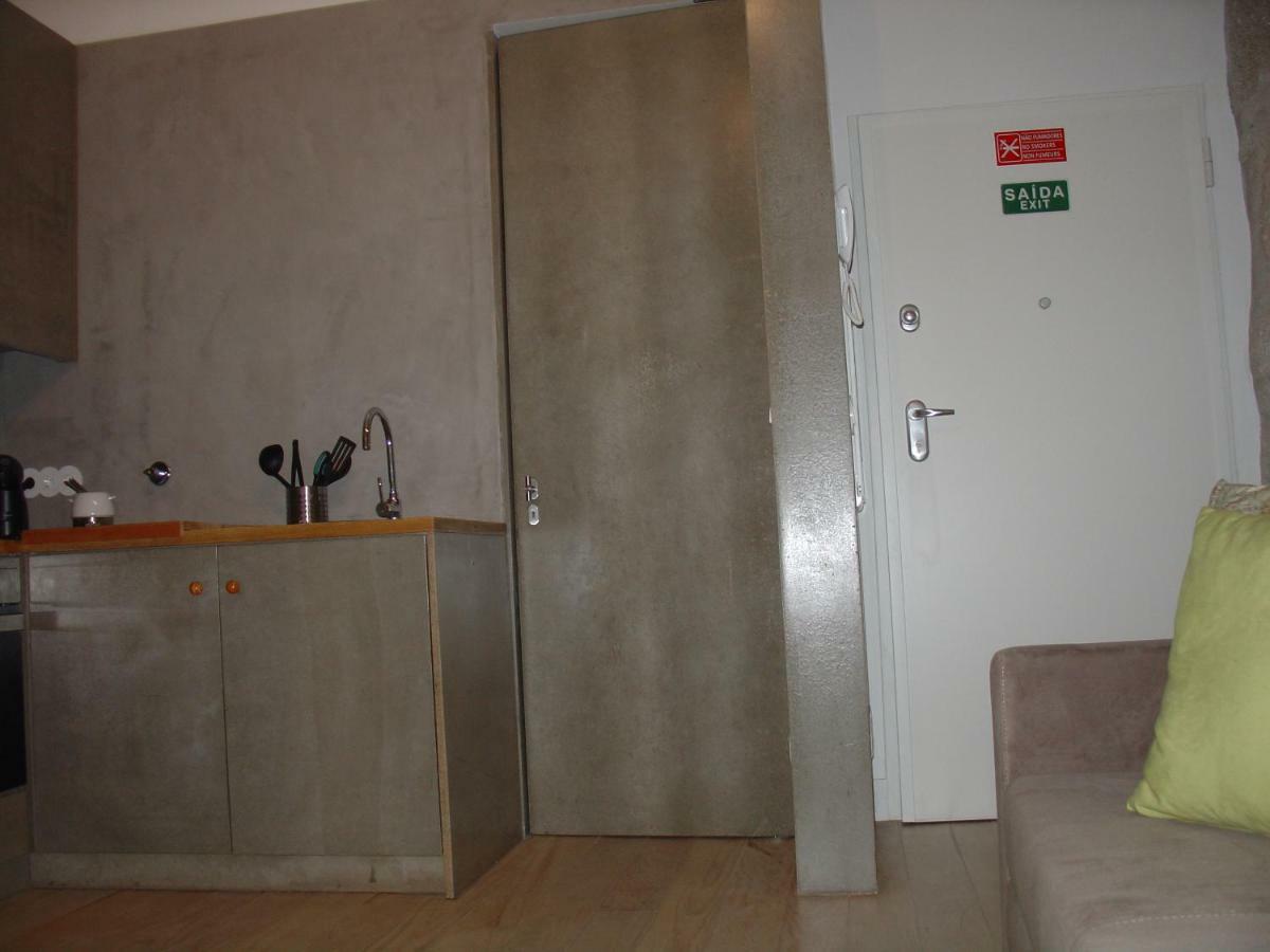 Downtown Historical Apartment Порту Экстерьер фото